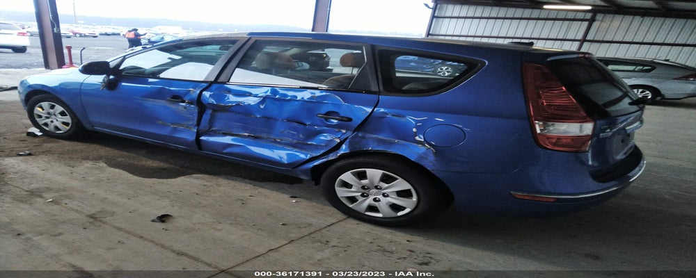KMHDB8AE9AU059428 2010 HYUNDAI ELANTRA TOURING photo no. 3