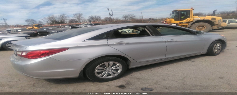 5NPEB4AC4CH497674 2012 HYUNDAI SONATA photo no. 4