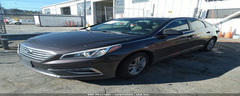 5NPE24AF0FH164807 2015 HYUNDAI SONATA photo no. 2