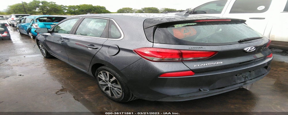 KMHH35LE9JU025354 2018 HYUNDAI ELANTRA GT photo no. 3