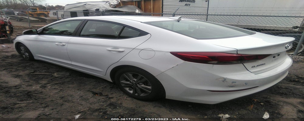 5NPD84LF5JH385979 2018 HYUNDAI ELANTRA photo no. 3