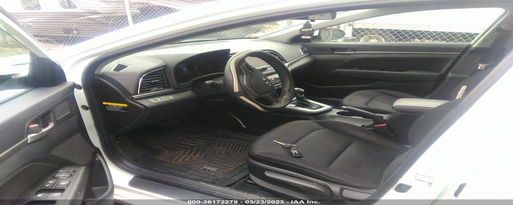 5NPD84LF5JH385979 2018 HYUNDAI ELANTRA photo no. 5
