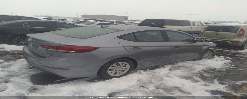 5NPD74LF6HH078768 2017 HYUNDAI ELANTRA photo no. 4