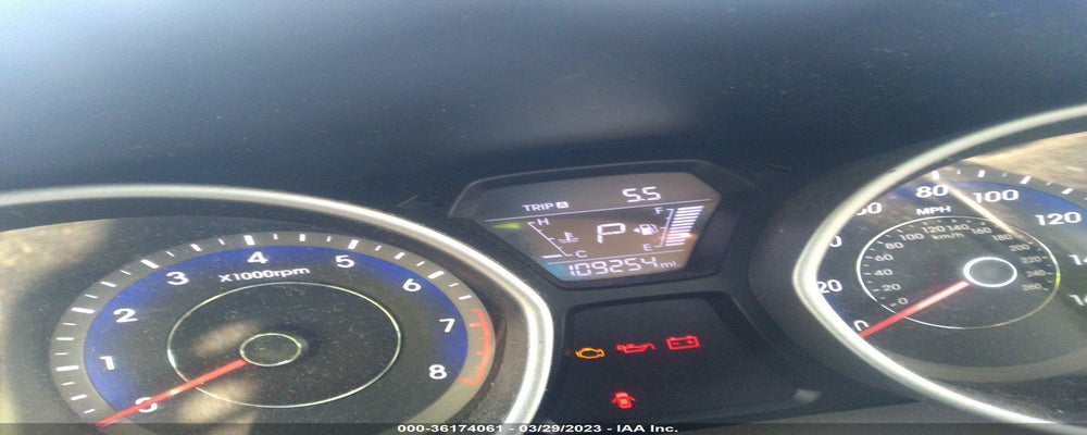 KMHDH4AE1GU655813 2016 HYUNDAI ELANTRA photo no. 7