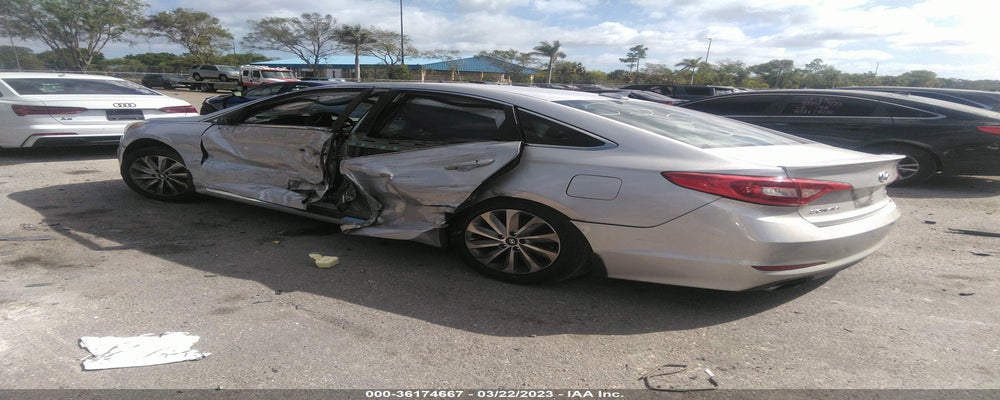 5NPE34AF2GH325253 2016 HYUNDAI SONATA photo no. 3