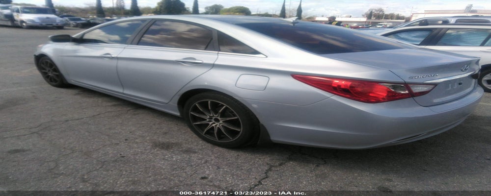 5NPEB4AC0DH584750 2013 HYUNDAI SONATA photo no. 3