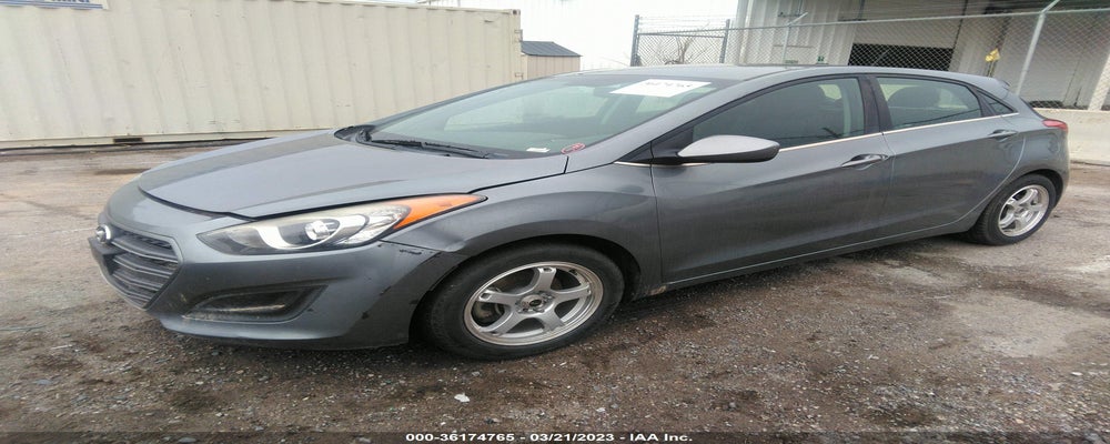KMHD35LH8GU324593 2016 HYUNDAI ELANTRA GT photo no. 2