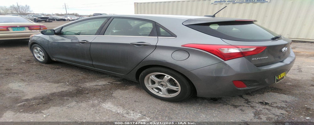 KMHD35LH8GU324593 2016 HYUNDAI ELANTRA GT photo no. 3