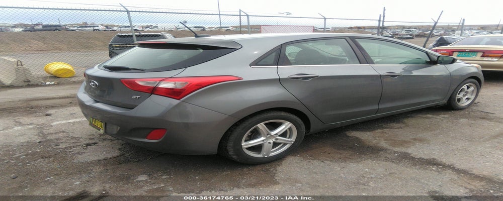 KMHD35LH8GU324593 2016 HYUNDAI ELANTRA GT photo no. 4