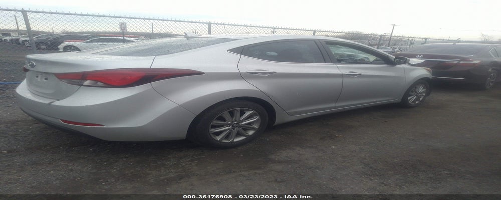 5NPDH4AE6FH606930 2015 HYUNDAI ELANTRA photo no. 4