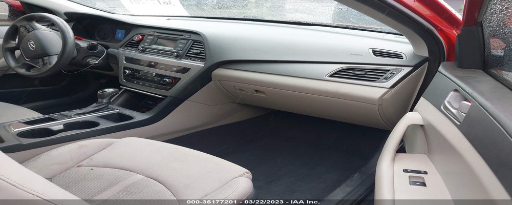 5NPE24AF8HH457986 2017 HYUNDAI SONATA photo no. 5