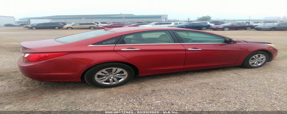 5NPEB4AC4DH530819 2013 HYUNDAI SONATA photo no. 4