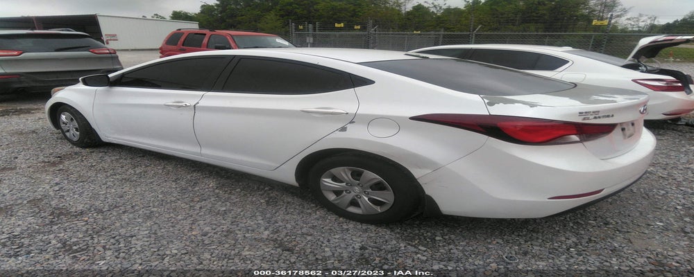 5NPDH4AEXGH793459 2016 HYUNDAI ELANTRA photo no. 3