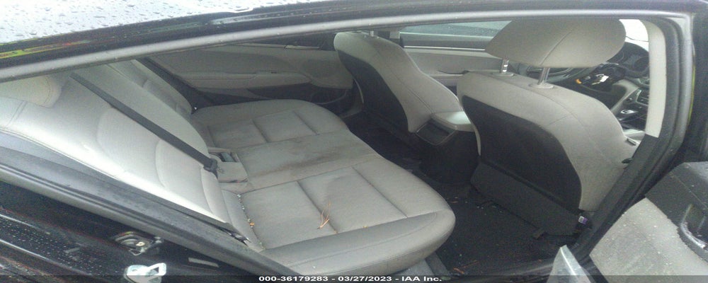 KMHD74LF2HU201404 2017 HYUNDAI ELANTRA photo no. 8