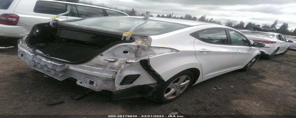 5NPDH4AE7DH299071 2013 HYUNDAI ELANTRA photo no. 4