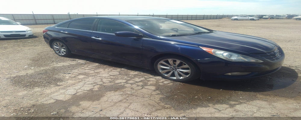 5NPEC4AC9BH126358 2011 HYUNDAI SONATA photo no. 2