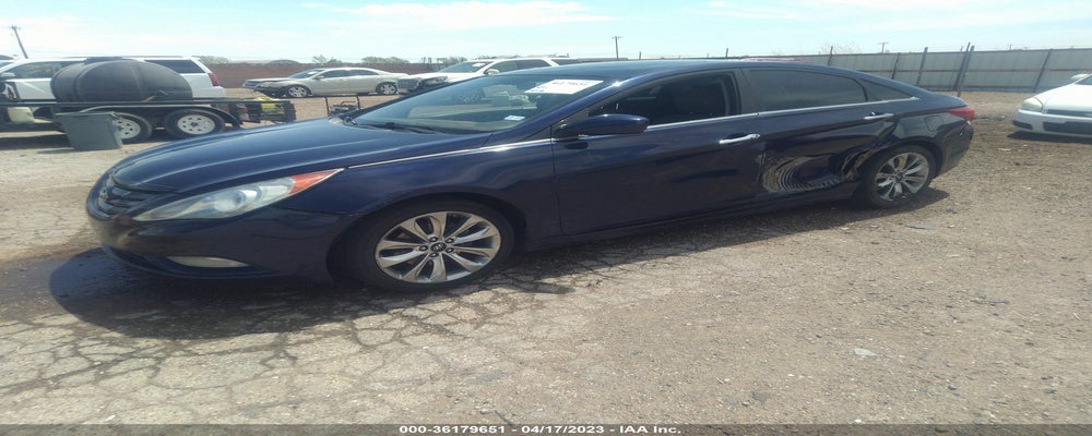 5NPEC4AC9BH126358 2011 HYUNDAI SONATA photo no. 2