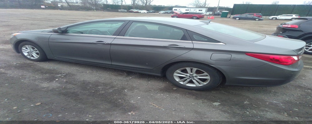 5NPEB4AC9BH290597 2011 HYUNDAI SONATA photo no. 3