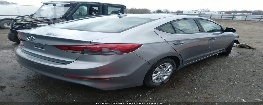 5NPD74LF8HH152496 2017 HYUNDAI ELANTRA photo no. 4