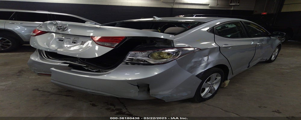 5NPDH4AEXDH388469 2013 HYUNDAI ELANTRA photo no. 4