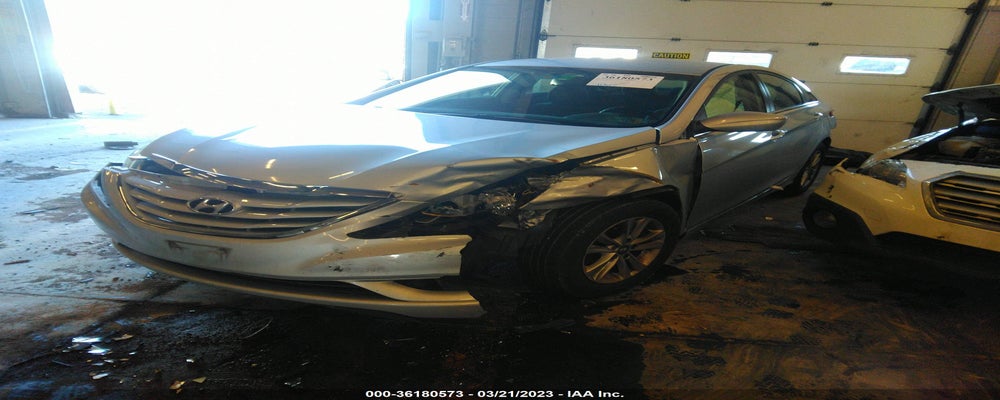 5NPEB4AC2CH421161 2012 HYUNDAI SONATA photo no. 2