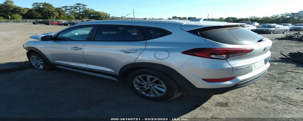 KM8J33A4XJU779735 2018 HYUNDAI TUCSON photo no. 3