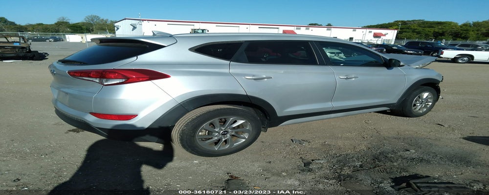 KM8J33A4XJU779735 2018 HYUNDAI TUCSON photo no. 4
