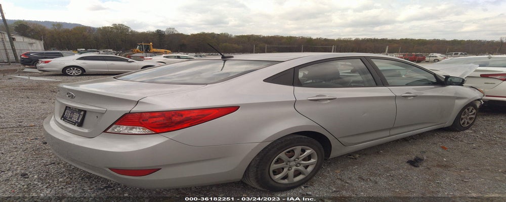 KMHCT4AE8DU356650 2013 HYUNDAI ACCENT photo no. 4