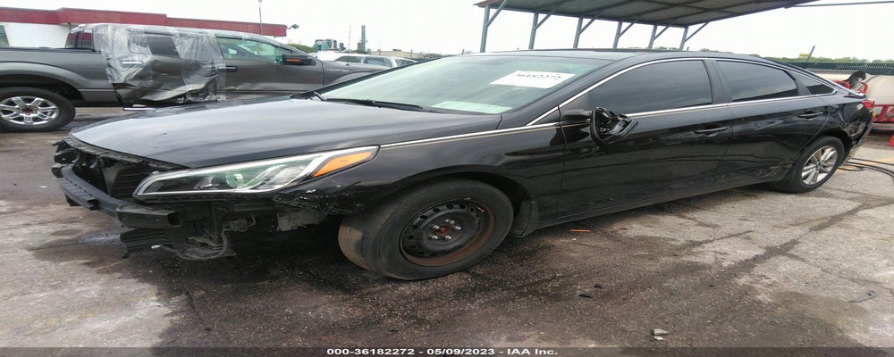 5NPE24AF8HH497646 2017 HYUNDAI SONATA photo no. 2