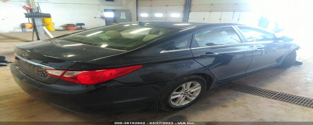 5NPEB4AC1DH783905 2013 HYUNDAI SONATA photo no. 4