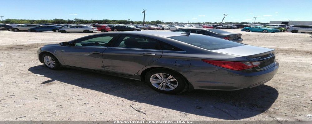 5NPEB4AC4BH108076 2011 HYUNDAI SONATA photo no. 3