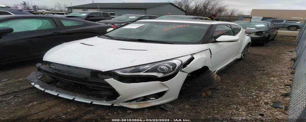 KMHTC6AE1FU230127 2015 HYUNDAI VELOSTER photo no. 2