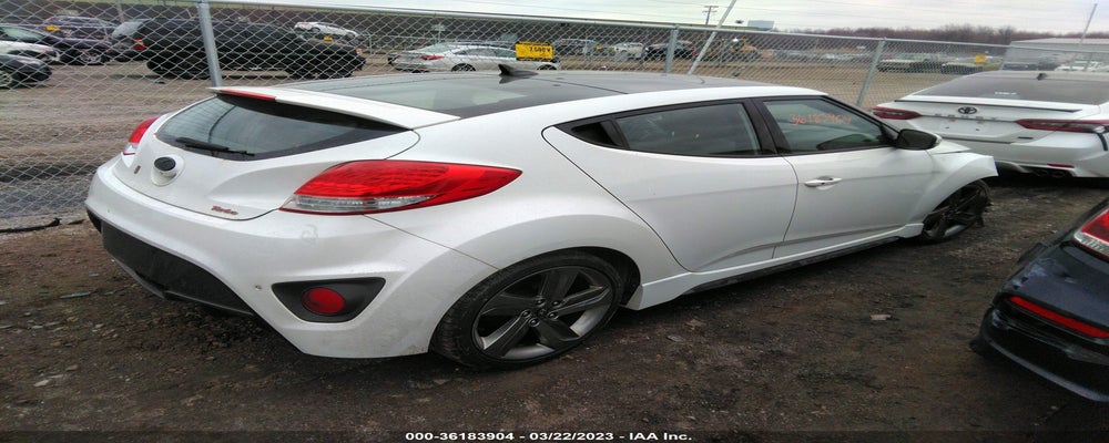 KMHTC6AE1FU230127 2015 HYUNDAI VELOSTER photo no. 4