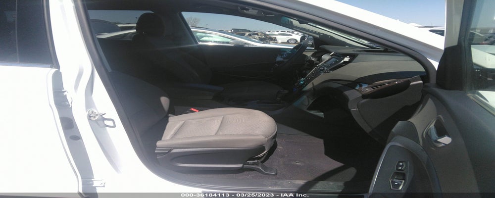 5NMZT3LB2JH095305 2018 HYUNDAI SANTA FE SPORT photo no. 5
