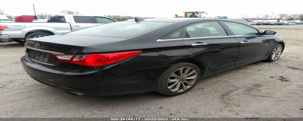 5NPEC4AC8BH217542 2011 HYUNDAI SONATA photo no. 4
