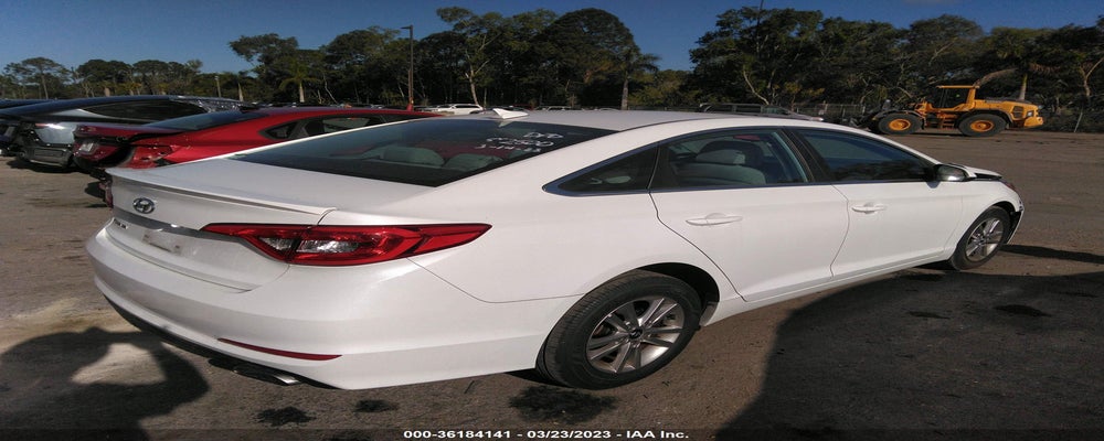 5NPE24AF4HH552500 2017 HYUNDAI SONATA photo no. 4