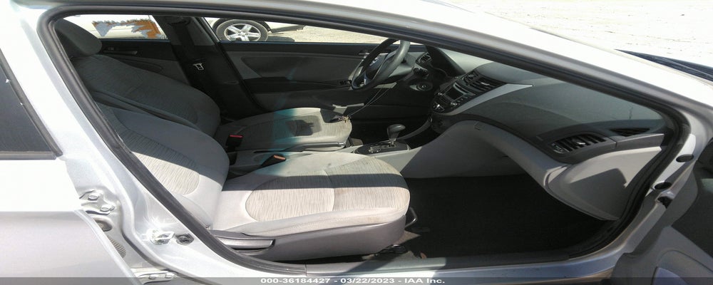 KMHCT4AE5HU323384 2017 HYUNDAI ACCENT photo no. 5