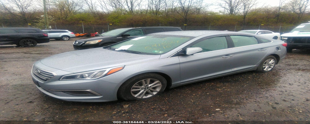 5NPE24AF4HH591524 2017 HYUNDAI SONATA photo no. 2
