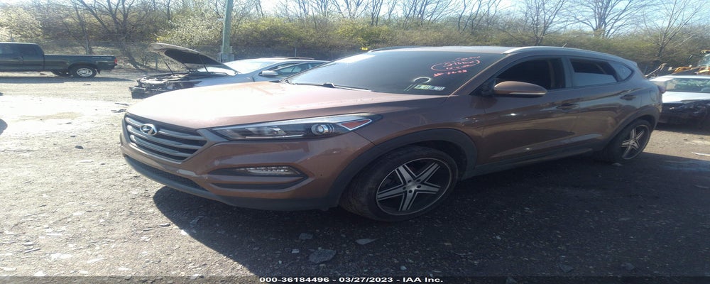 KM8J3CA25GU177638 2016 HYUNDAI TUCSON photo no. 2