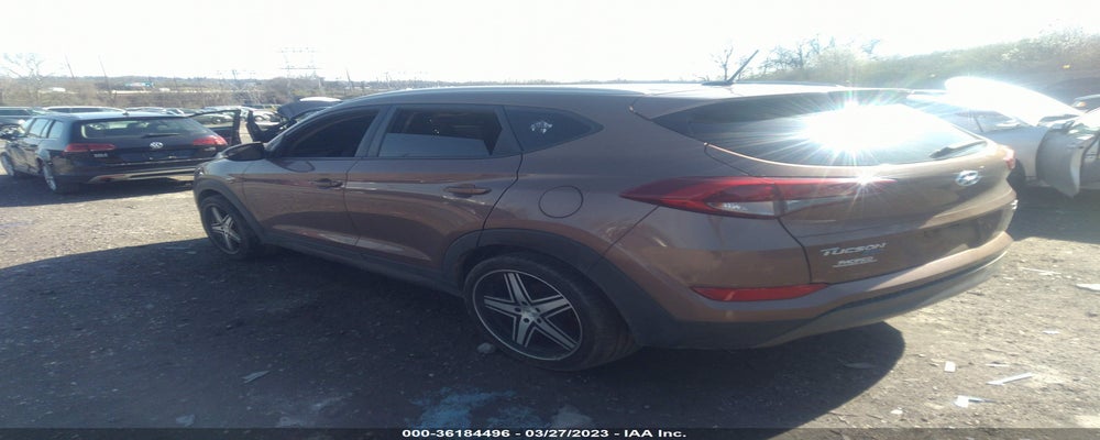 KM8J3CA25GU177638 2016 HYUNDAI TUCSON photo no. 3