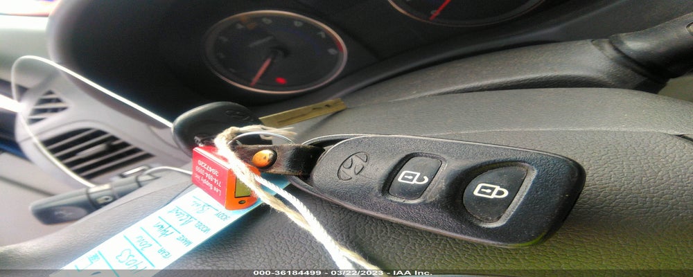 KMHCT4AE8GU028326 2016 HYUNDAI ACCENT photo no. 11