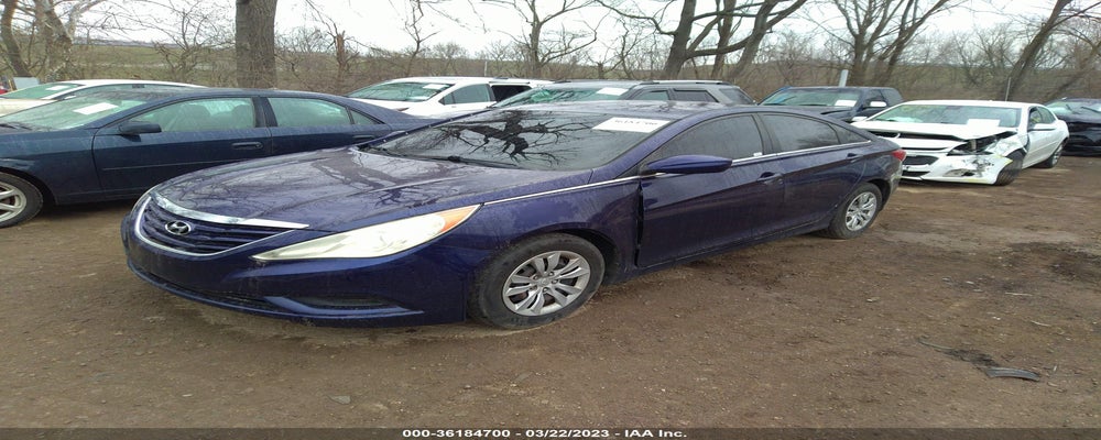 5NPEB4ACXBH072992 2011 HYUNDAI SONATA photo no. 2
