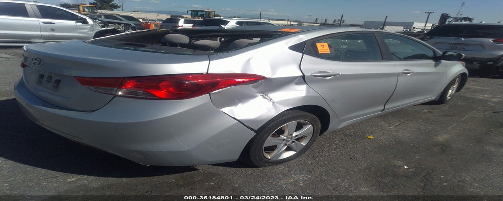 5NPDH4AE5DH323593 2013 HYUNDAI ELANTRA photo no. 4