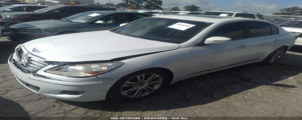 KMHGC4DF3BU130891 2011 HYUNDAI GENESIS photo no. 2