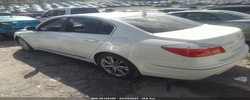 KMHGC4DF3BU130891 2011 HYUNDAI GENESIS photo no. 3