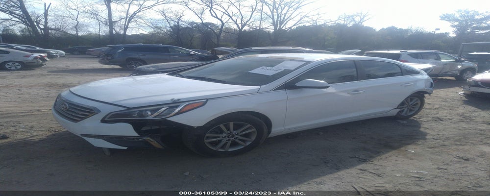 5NPE24AF8FH121123 2015 HYUNDAI SONATA photo no. 2