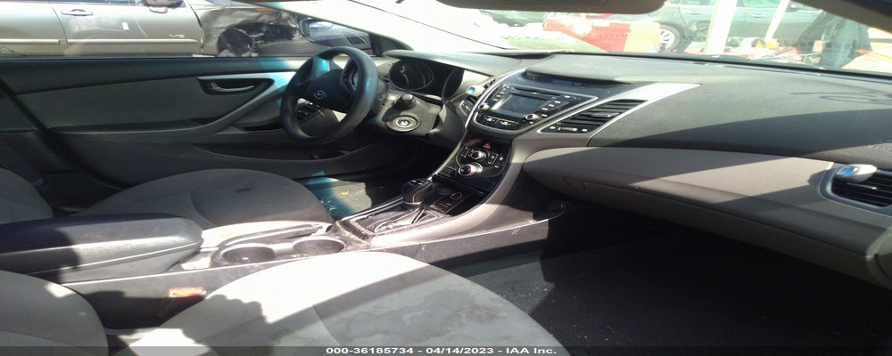 5NPDH4AE9GH738131 2016 HYUNDAI ELANTRA photo no. 5