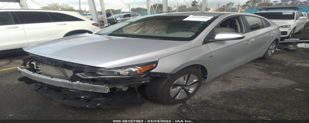 KMHC65LC7HU057438 2017 HYUNDAI IONIQ photo no. 2