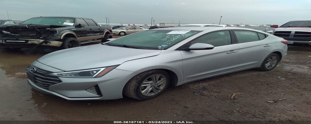 5NPD84LF3KH444657 2019 HYUNDAI ELANTRA photo no. 2