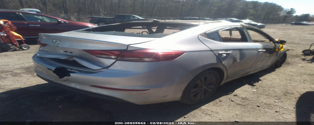 5NPD84LF9JH213857 2018 HYUNDAI ELANTRA photo no. 4